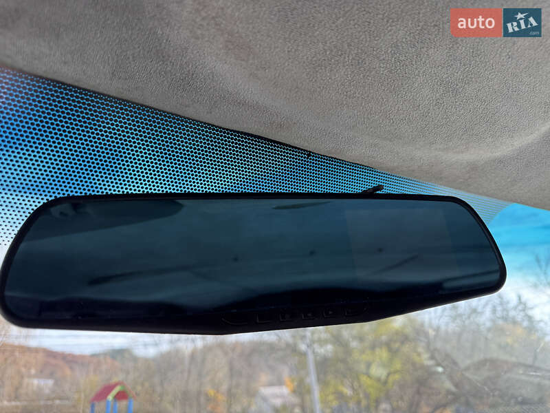 Минивэн Opel Vivaro 2007 в Кременце