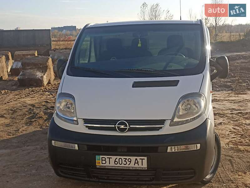 Грузовой фургон Opel Vivaro 2005 в Киеве