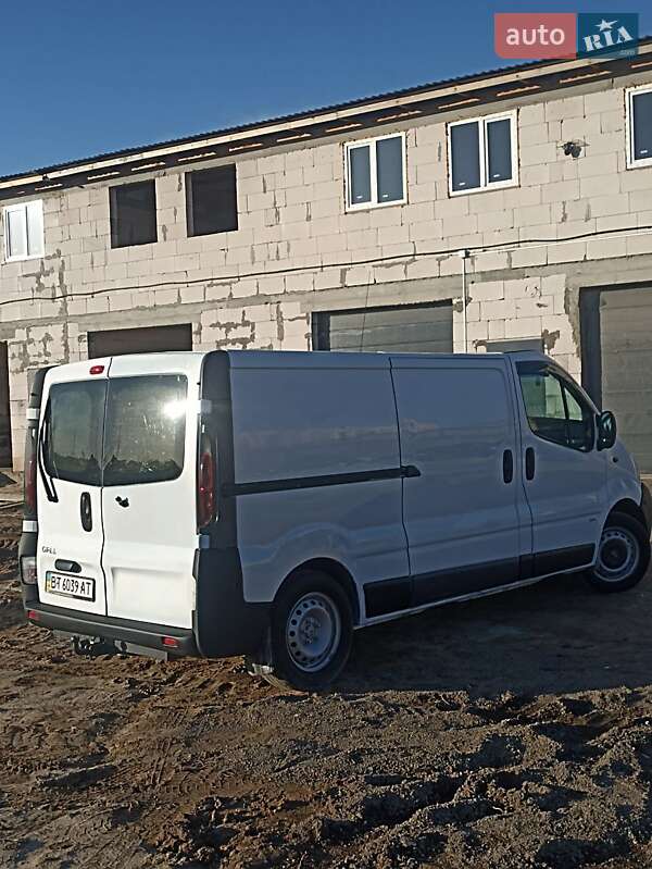 Грузовой фургон Opel Vivaro 2005 в Киеве