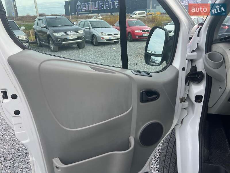 Грузовой фургон Opel Vivaro 2007 в Львове фото 16 Грузовой фургон Opel Vivaro 2007 в Львове