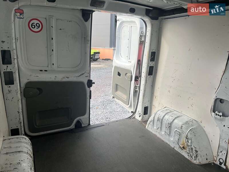 Грузовой фургон Opel Vivaro 2007 в Львове фото 28 Грузовой фургон Opel Vivaro 2007 в Львове