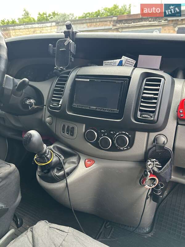 Минивэн Opel Vivaro 2008 в Киеве фото 16 Минивэн Opel Vivaro 2008 в Киеве