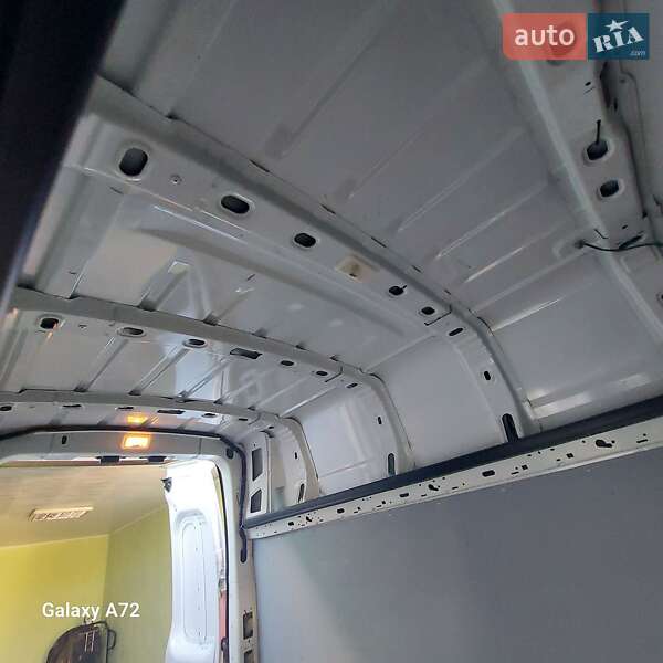 Вантажний фургон Opel Vivaro 2012 в Захарівці