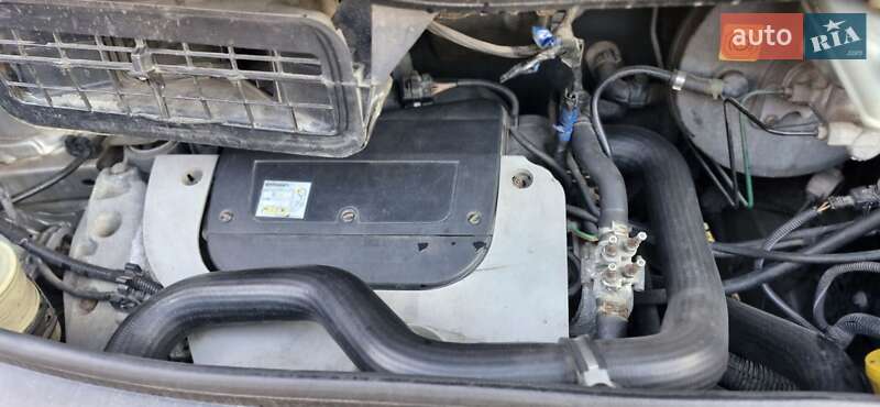 Минивэн Opel Vivaro 2003 в Львове