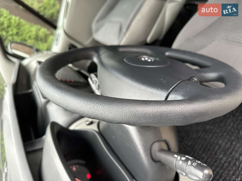 Минивэн Opel Vivaro 2011 в Дубно фото 56 Минивэн Opel Vivaro 2011 в Дубно