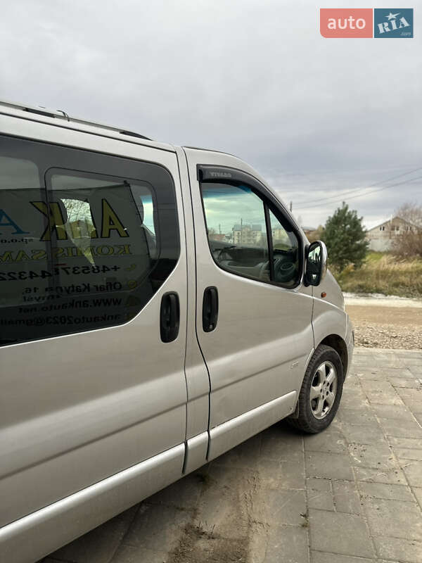 Мінівен Opel Vivaro 2010 в Самборі фото 4 Мінівен Opel Vivaro 2010 в Самборі
