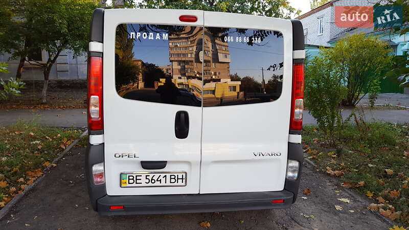Минивэн Opel Vivaro 2009 в Николаеве