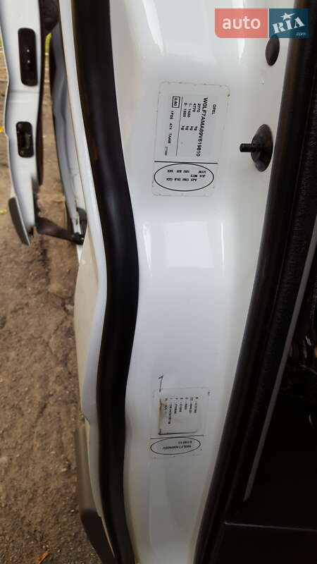 Минивэн Opel Vivaro 2009 в Николаеве