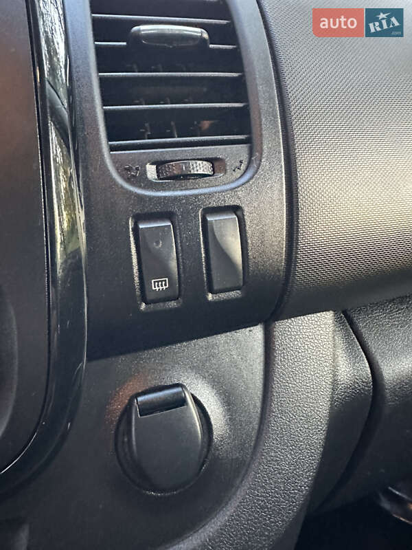 Вантажний фургон Opel Vivaro 2016 в Борисполі