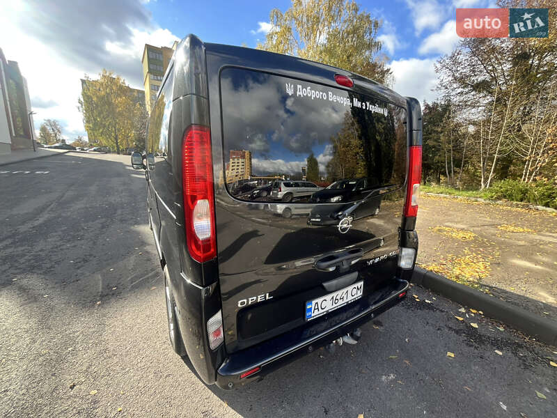 Минивэн Opel Vivaro 2013 в Луцке