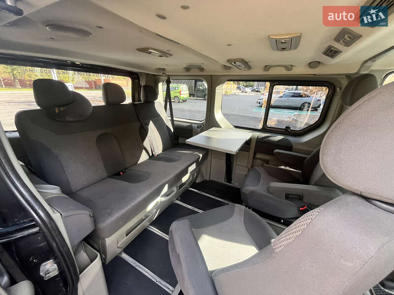 Минивэн Opel Vivaro 2013 в Луцке