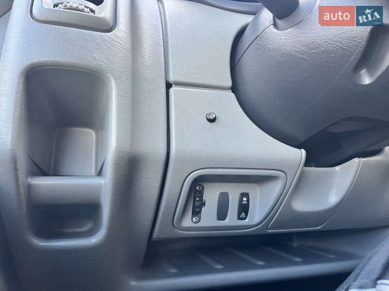 Минивэн Opel Vivaro 2013 в Луцке