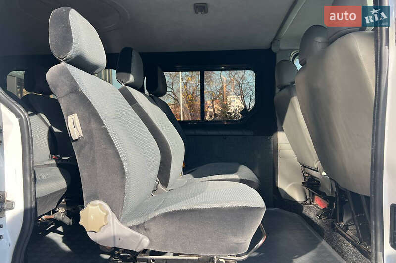 Минивэн Opel Vivaro 2009 в Ивано-Франковске фото 13 Минивэн Opel Vivaro 2009 в Ивано-Франковске