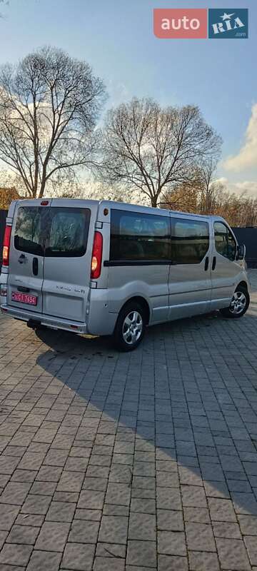 Минивэн Opel Vivaro 2013 в Бартатовом