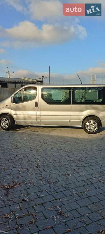 Минивэн Opel Vivaro 2013 в Бартатовом