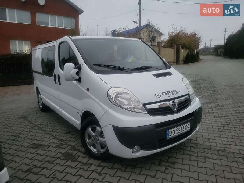 Минивэн Opel Vivaro 2012 в Хмельницком