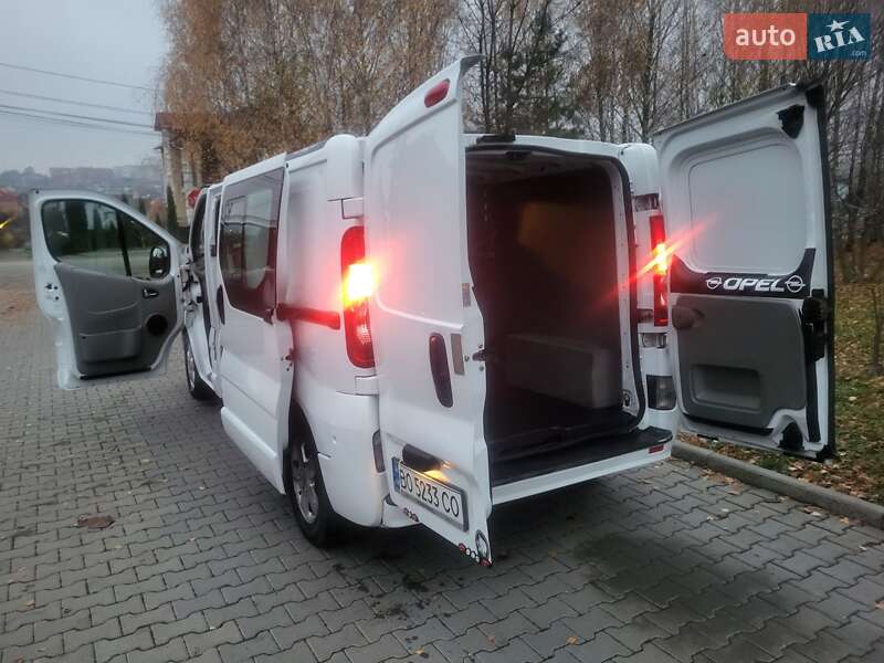 Минивэн Opel Vivaro 2012 в Хмельницком