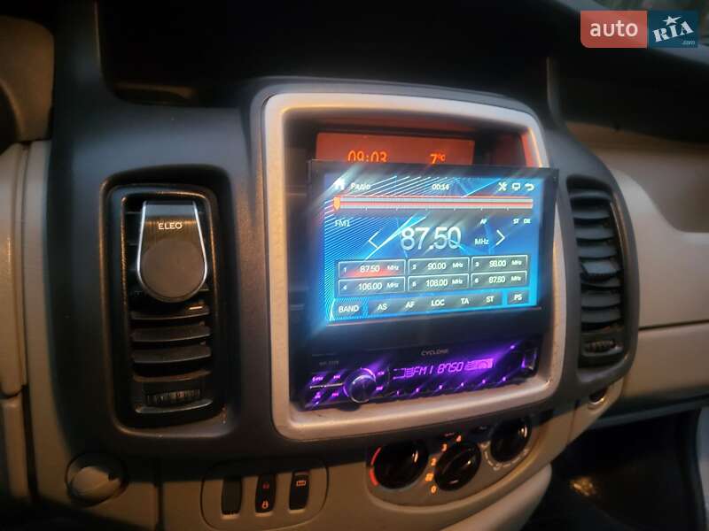 Минивэн Opel Vivaro 2012 в Хмельницком