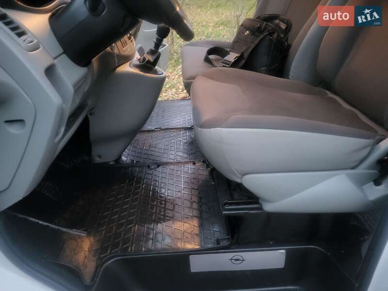 Минивэн Opel Vivaro 2012 в Хмельницком