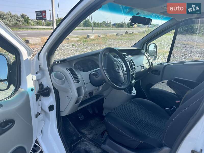 Минивэн Opel Vivaro 2009 в Новомосковске