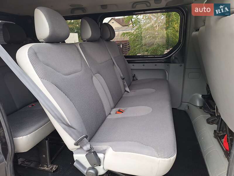 Мінівен Opel Vivaro 2010 в Києві