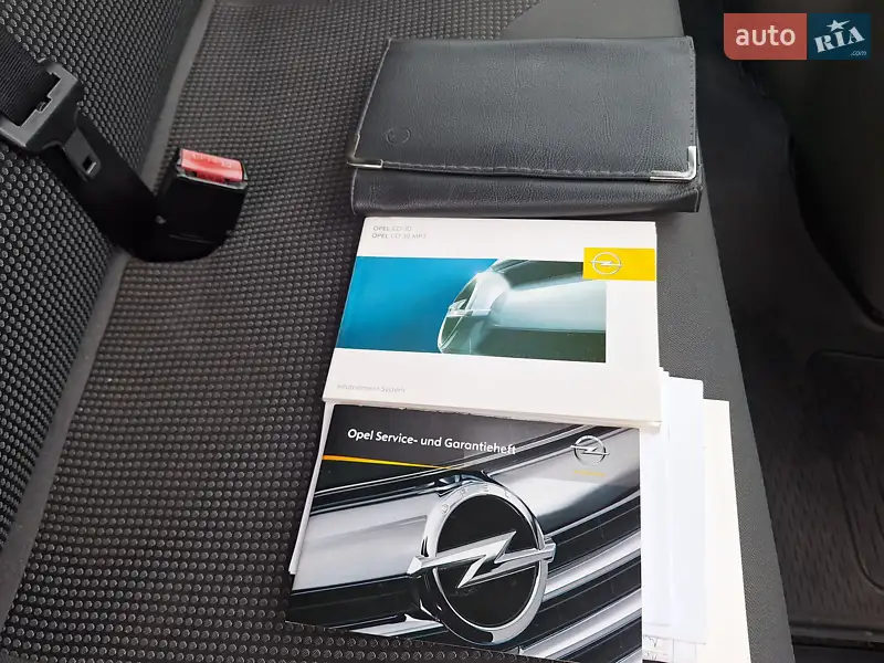 Мінівен Opel Vivaro 2010 в Києві документ