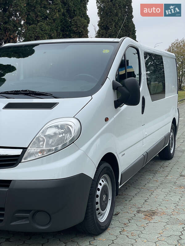Минивэн Opel Vivaro 2012 в Дубно фото 12 Минивэн Opel Vivaro 2012 в Дубно