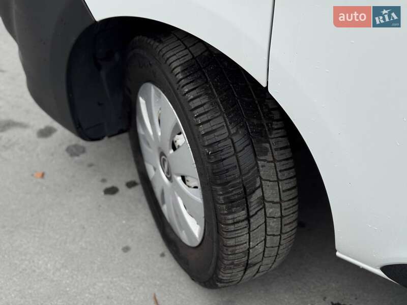 Мінівен Opel Vivaro 2018 в Рівному