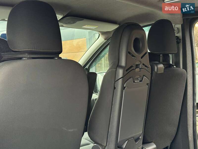 Мінівен Opel Vivaro 2018 в Рівному