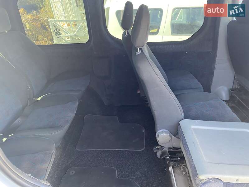 Минивэн Opel Vivaro 2005 в Львове фото 11 Минивэн Opel Vivaro 2005 в Львове