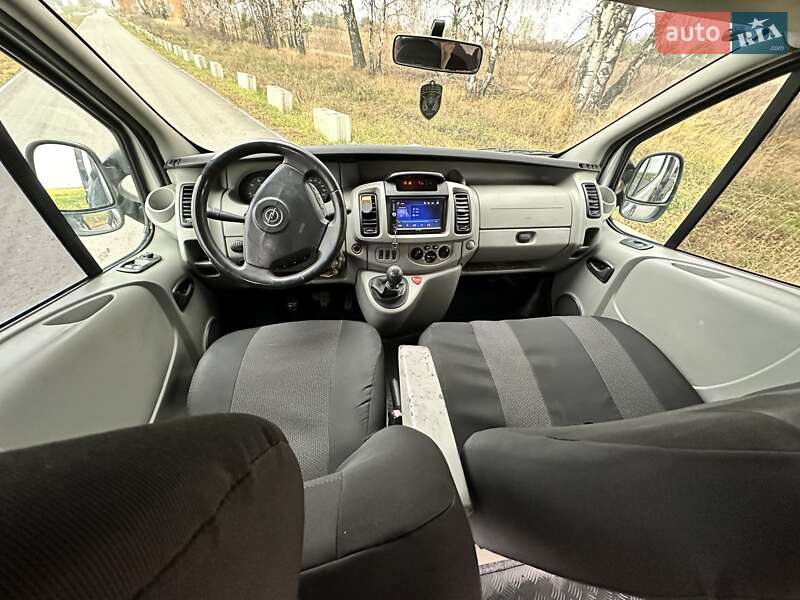 Минивэн Opel Vivaro 2005 в Броварах