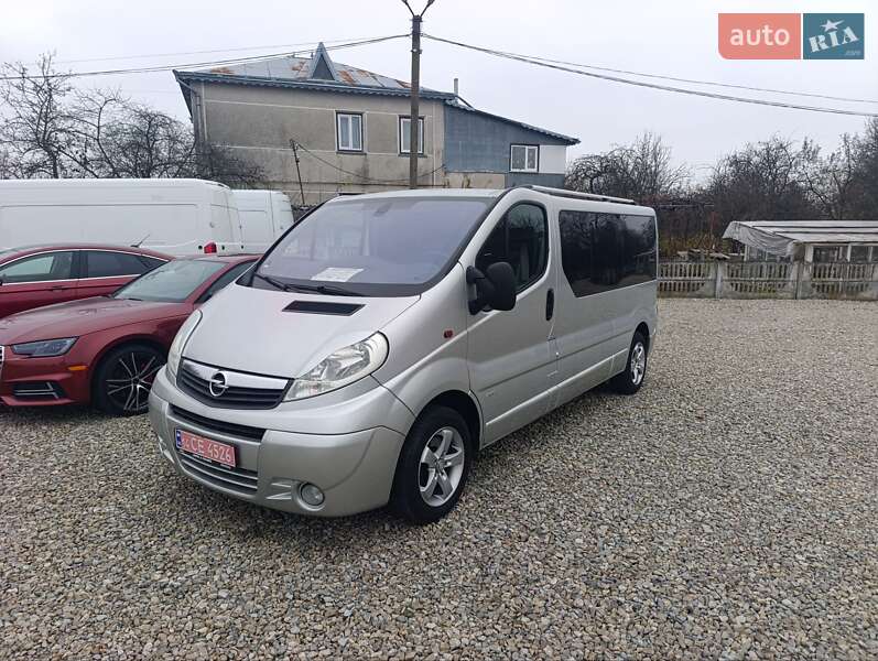 Opel Vivaro 2013