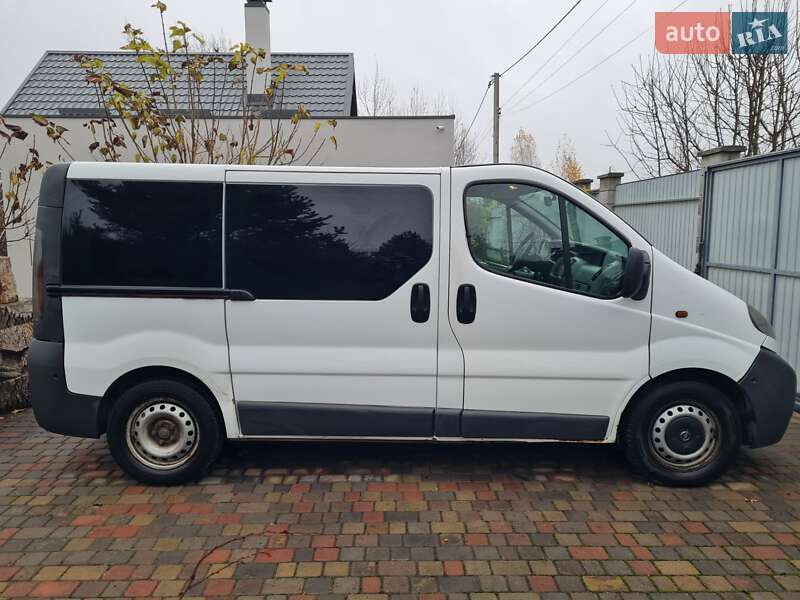 Мінівен Opel Vivaro 2005 в Києві