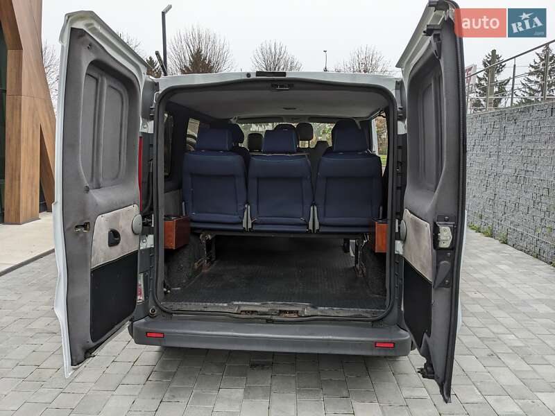Минивэн Opel Vivaro 2009 в Луцке