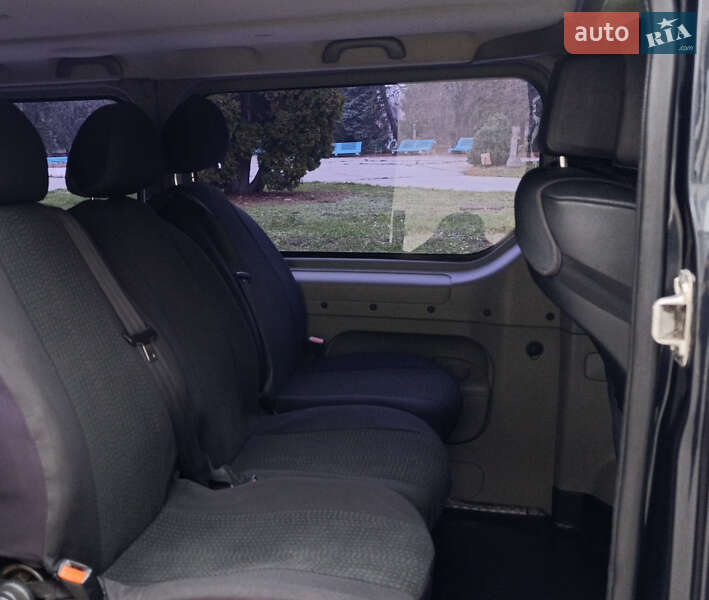 Минивэн Opel Vivaro 2008 в Желтых Водах фото 21 Минивэн Opel Vivaro 2008 в Желтых Водах