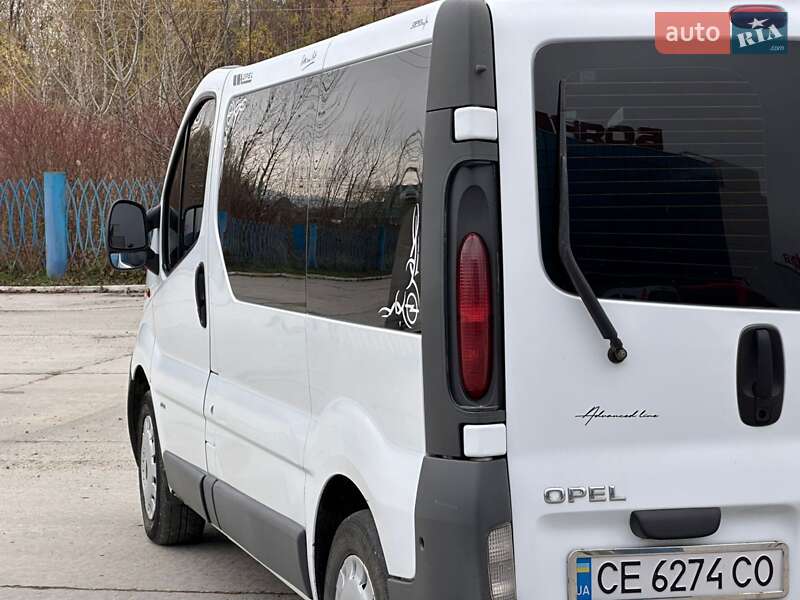 Минивэн Opel Vivaro 2002 в Черновцах