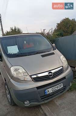 Минивэн Opel Vivaro 2010 в Фастове
