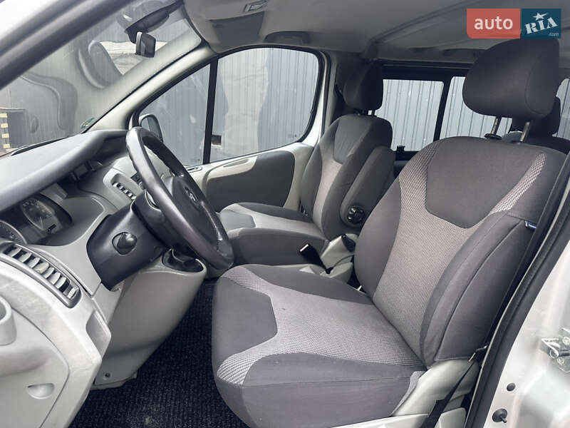 Минивэн Opel Vivaro 2006 в Дубно фото 36 Минивэн Opel Vivaro 2006 в Дубно