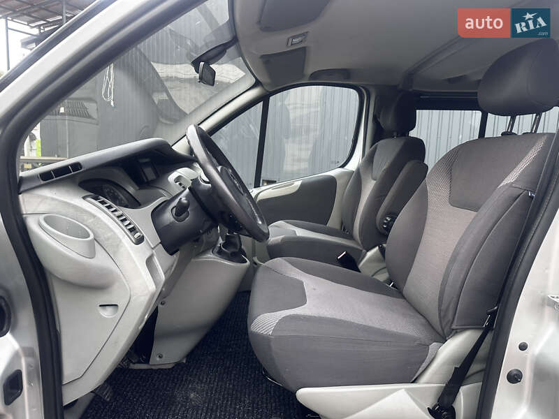 Минивэн Opel Vivaro 2006 в Дубно фото 43 Минивэн Opel Vivaro 2006 в Дубно