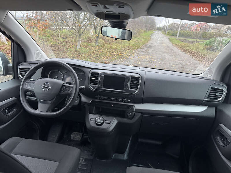 Вантажний фургон Opel Vivaro 2020 в Дубні