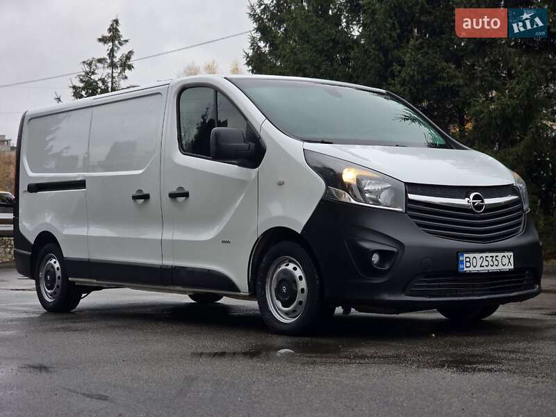 Грузовой фургон Opel Vivaro 2017 в Тернополе