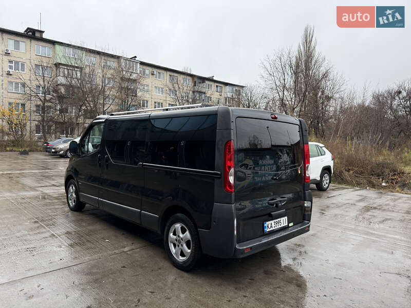 Минивэн Opel Vivaro 2014 в Киеве фото 5 Минивэн Opel Vivaro 2014 в Киеве