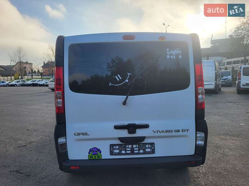 Минивэн Opel Vivaro 2004 в Хмельницком