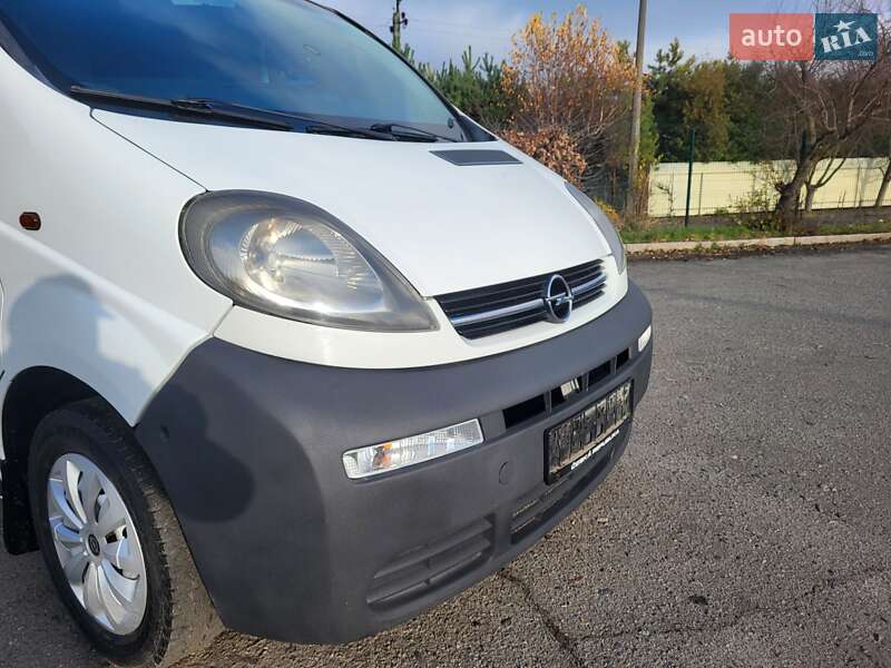 Минивэн Opel Vivaro 2004 в Хмельницком