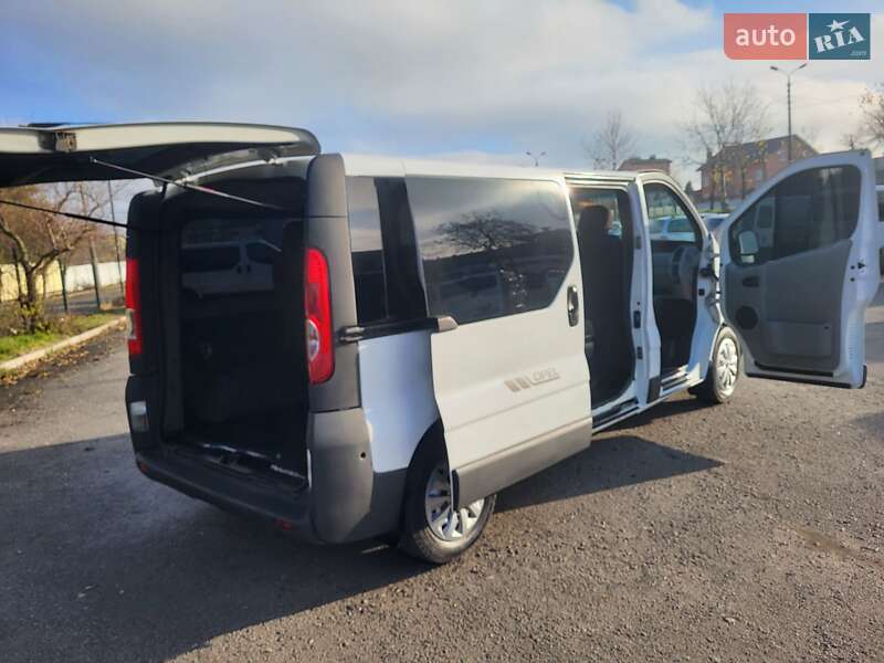 Минивэн Opel Vivaro 2004 в Хмельницком