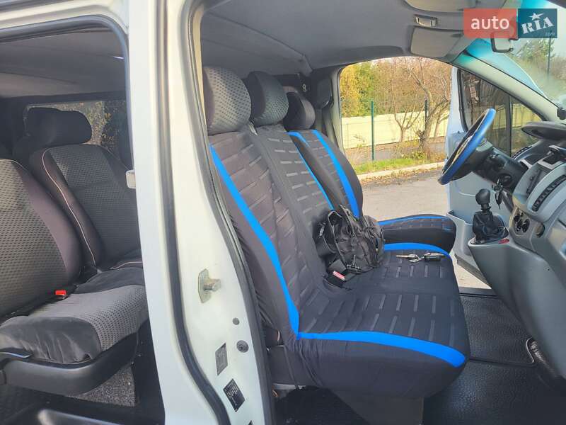 Минивэн Opel Vivaro 2004 в Хмельницком