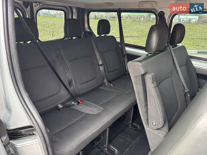 Минивэн Opel Vivaro 2016 в Киеве фото 30 Минивэн Opel Vivaro 2016 в Киеве