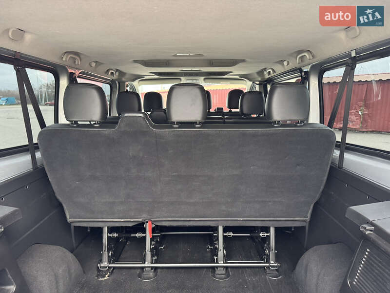 Минивэн Opel Vivaro 2016 в Киеве фото 34 Минивэн Opel Vivaro 2016 в Киеве