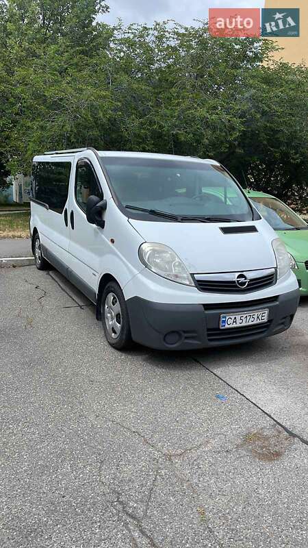 Мінівен Opel Vivaro 2011 в Городищеві фото Мінівен Opel Vivaro 2011 в Городищеві