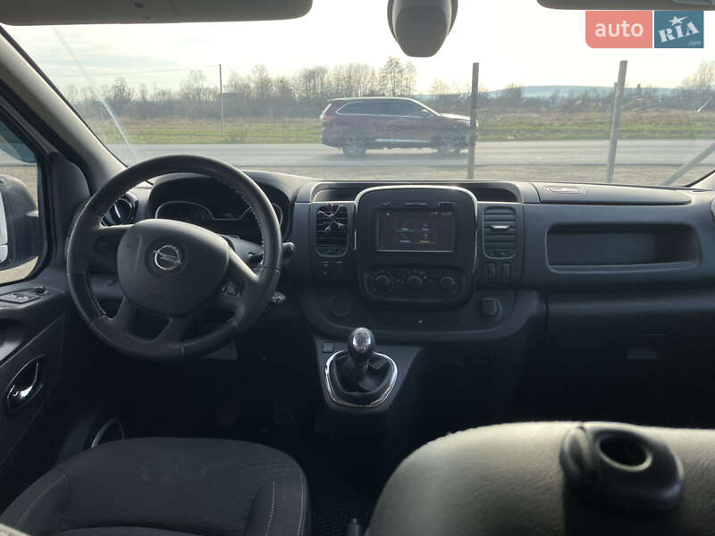 Мінівен Opel Vivaro 2016 в Івано-Франківську фото 37 Мінівен Opel Vivaro 2016 в Івано-Франківську